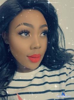 ElaineTrue stripchat livecam performer profile