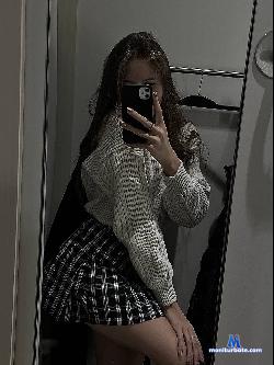 HazelAlIen stripchat livecam performer profile