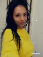 Julia_Bella stripchat livecam show performer room profile