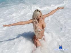 Alexya_ stripchat livecam performer profile