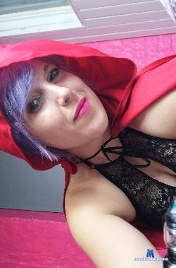 helonaGreysX stripchat livecam performer profile