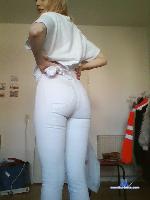 LaraLux stripchat livecam show performer room profile