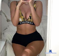 Klara_Chan stripchat livecam performer profile