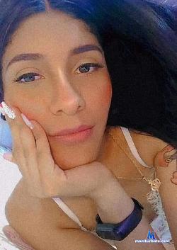 ShantallYoung stripchat livecam performer profile