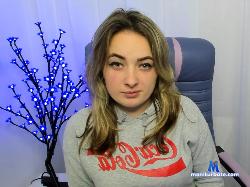 _Karoline_ stripchat livecam performer profile