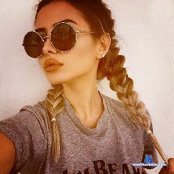 MissRedy stripchat livecam performer profile