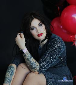 TattooSlutWifeX stripchat livecam performer profile