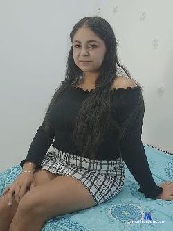 Juli_teacher stripchat livecam performer profile