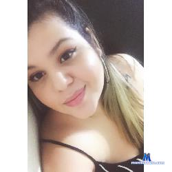 ariana_saenz4k stripchat livecam performer profile