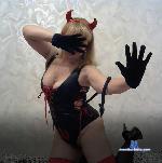 -Medeya- stripchat livecam show performer room profile