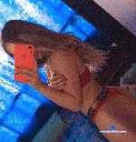 issa_surprise_ stripchat livecam show performer room profile