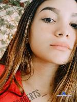 natiroberts stripchat livecam show performer room profile