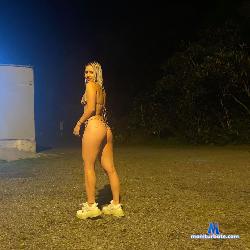 belladavison stripchat livecam performer profile