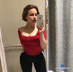 Mollylittlepony stripchat livecam performer profile