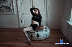 alicekaneky stripchat livecam performer profile