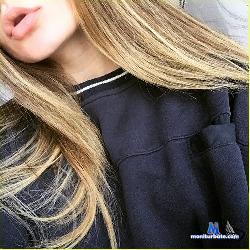 Emma_Holand stripchat livecam performer profile