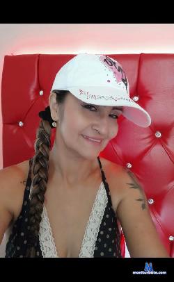 maturelatinxx stripchat livecam performer profile