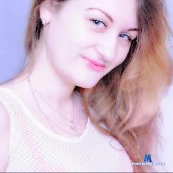 joyfuluntamed stripchat livecam performer profile