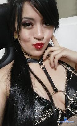 MonikaBohn92 stripchat livecam performer profile