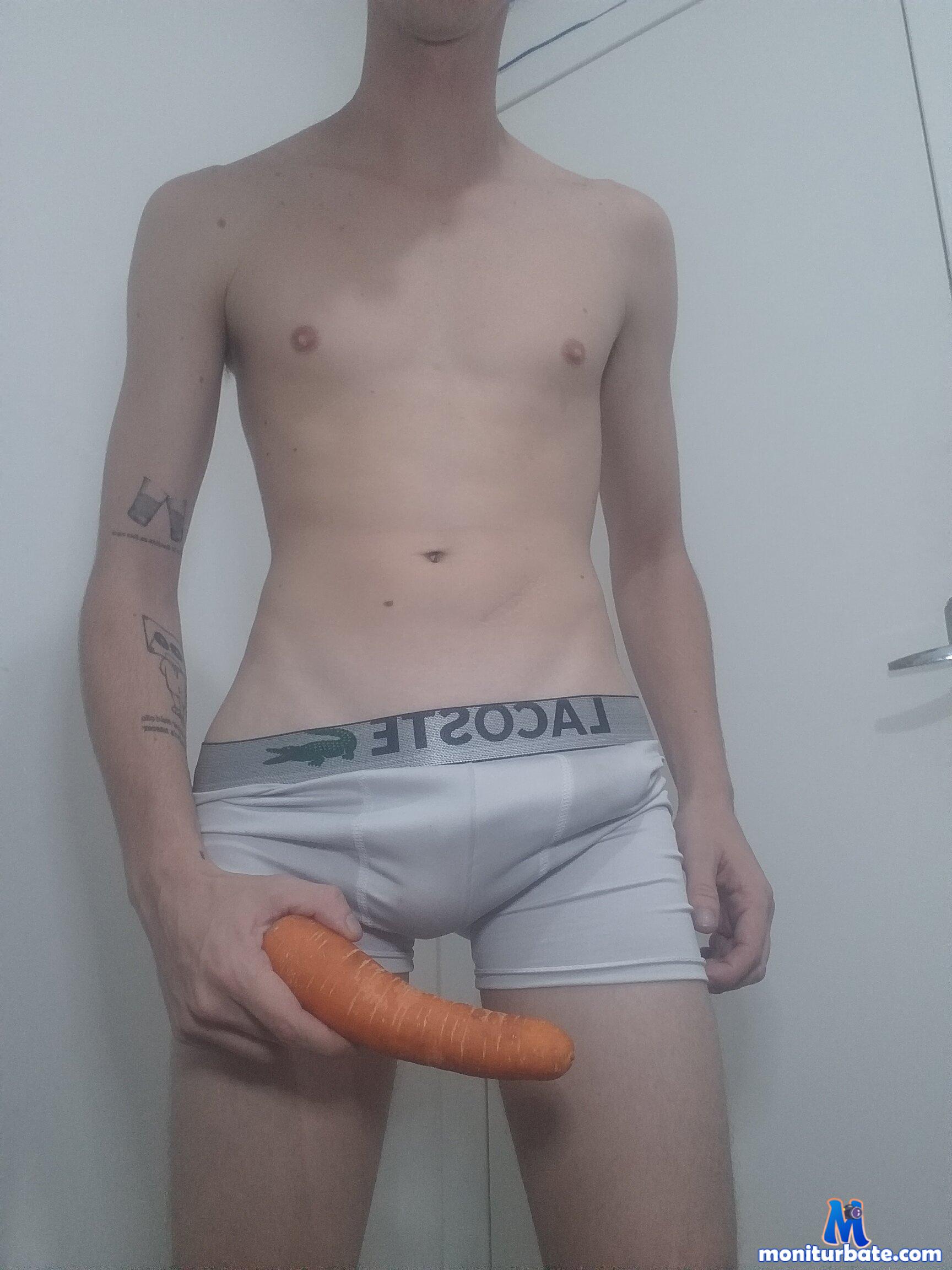 Thonny23 Stripchat performer