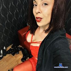LeatherDomGia stripchat livecam performer profile