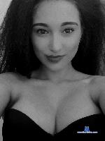 AvrilSweet stripchat livecam show performer room profile