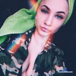 AlihaDeviz stripchat livecam performer profile