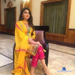 Ruhi_Sai21 stripchat livecam performer profile