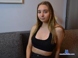 LesyaLight stripchat livecam performer profile