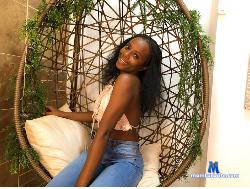 ChloeRichards_ stripchat livecam performer profile