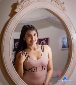 VALENTINACRDOZO stripchat livecam performer profile