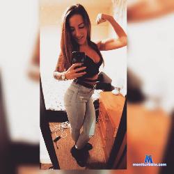 ChloeTess stripchat livecam performer profile