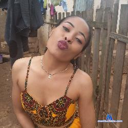 BLACKSEXY10 stripchat livecam performer profile