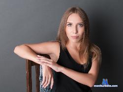 MysteryGirle stripchat livecam performer profile