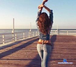 MaylyWals stripchat livecam performer profile