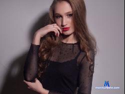Kellykeat stripchat livecam performer profile