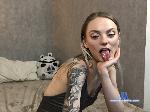 SweetKameHouse stripchat livecam show performer room profile