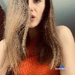 Kirakisss stripchat livecam show performer room profile