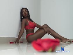 LaurrenFox stripchat livecam performer profile