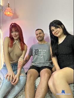 only_strangers stripchat livecam performer profile