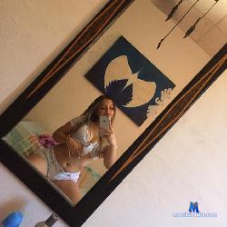azul_28 stripchat livecam performer profile
