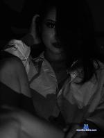 emi_mia stripchat livecam show performer room profile