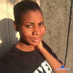 minatandiwe stripchat livecam performer profile