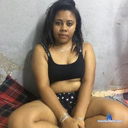 Sarah1985 stripchat livecam performer profile
