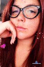 thered_QueenX stripchat livecam show performer room profile