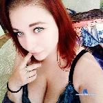 Erinelka stripchat livecam show performer room profile