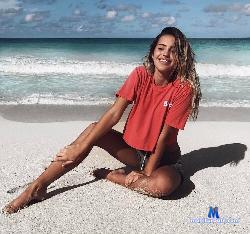SkyNimfa stripchat livecam performer profile
