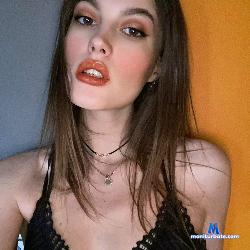 FineAlisa stripchat livecam performer profile