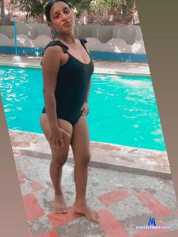 Molly_hot21 stripchat livecam performer profile
