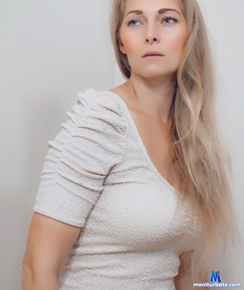 Diana-King Stripchat performer girls age Young hair Color Blonde private Price Thirty Two Sixty do Dance do Shower do Oil do Striptease do Fingering specifics Big Ass specifics Big Tits specific Shaven ethnicity White do Talk do Blowjob do Dildo body Type Medium subculture Romantic tag Language U S Models auto Tag New